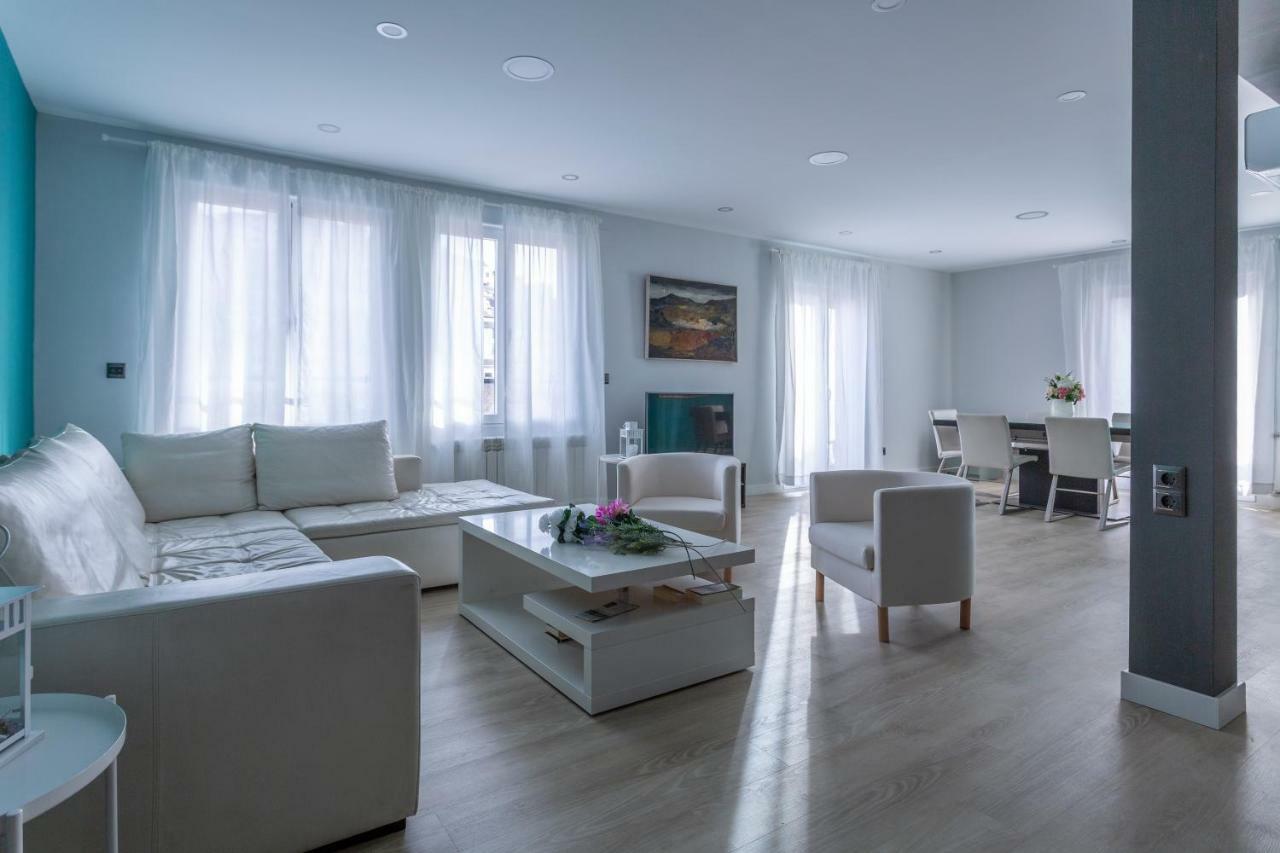 Apartament Gran Via Deluxe Grenada Zewnętrze zdjęcie