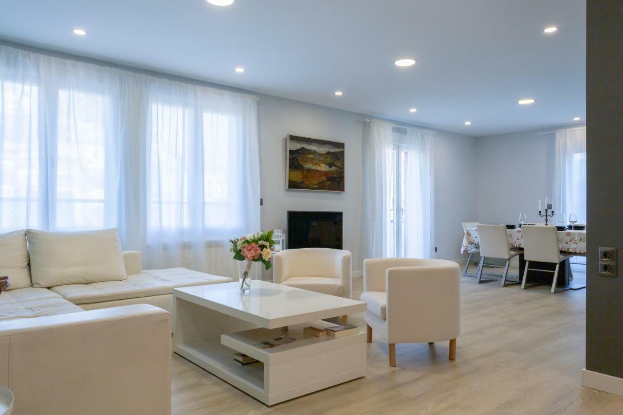 Apartament Gran Via Deluxe Grenada Zewnętrze zdjęcie